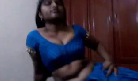 رئیس دانلود فیلم سوپر با کیفیت فول اچ دی Fucks وزیر Busty خود را