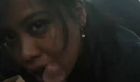 Cumshot روی زبان یک دختر ناز دانلود فیلم سکسی فول اچ دی